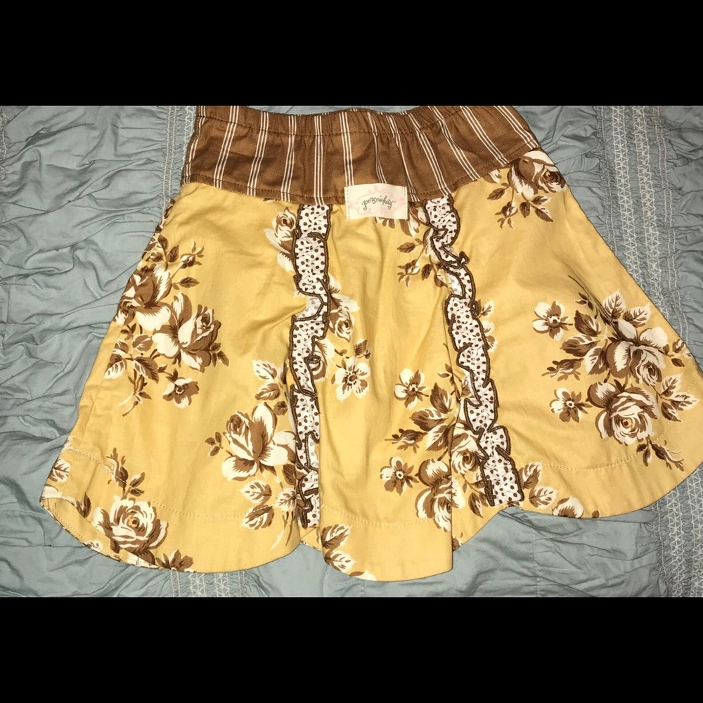 Persnickety skirt.2nd season  COLLECTOR MUST HAVE